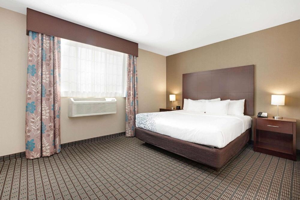 La Quinta by Wyndham Bellingham Image 40